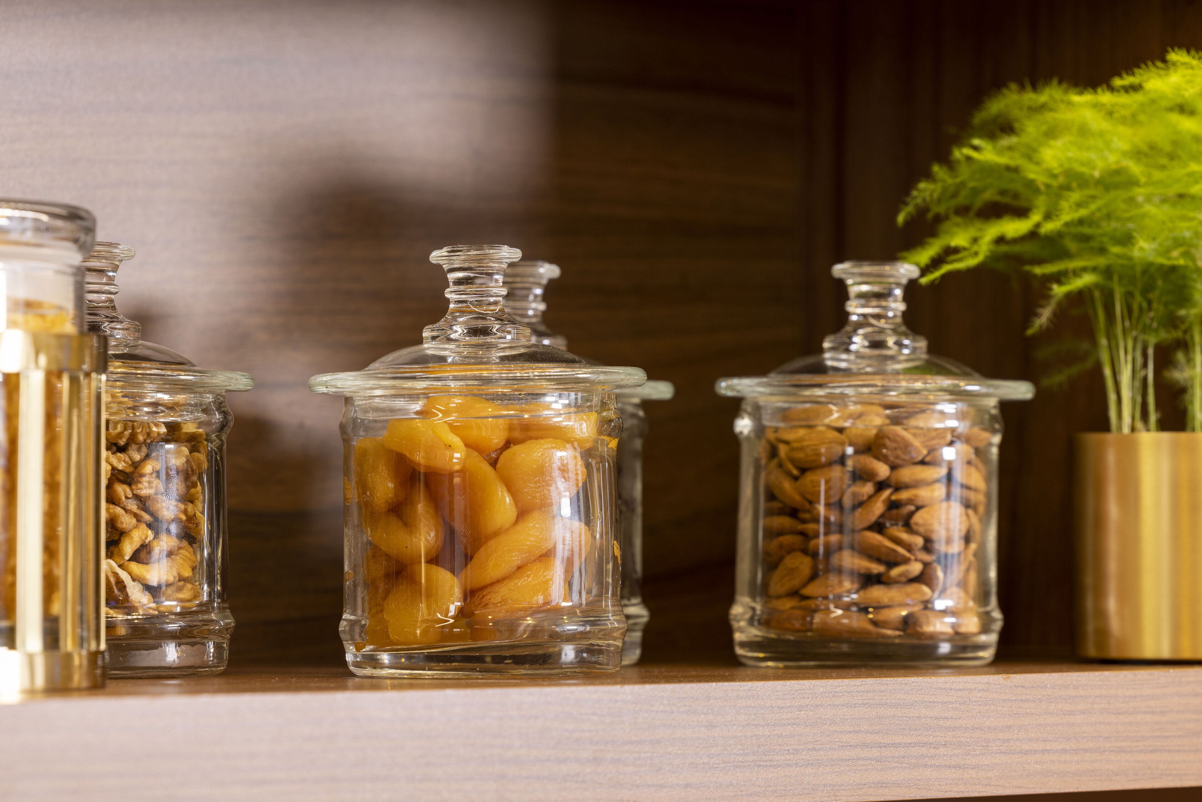 daily buffet breakfast (eur 18 per person)