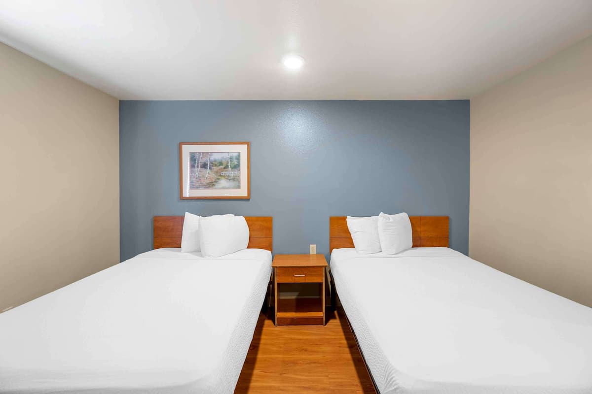 Standard Studio, Non Smoking, Refrigerator & Microwave | Desk, laptop workspace, iron/ironing board, free WiFi