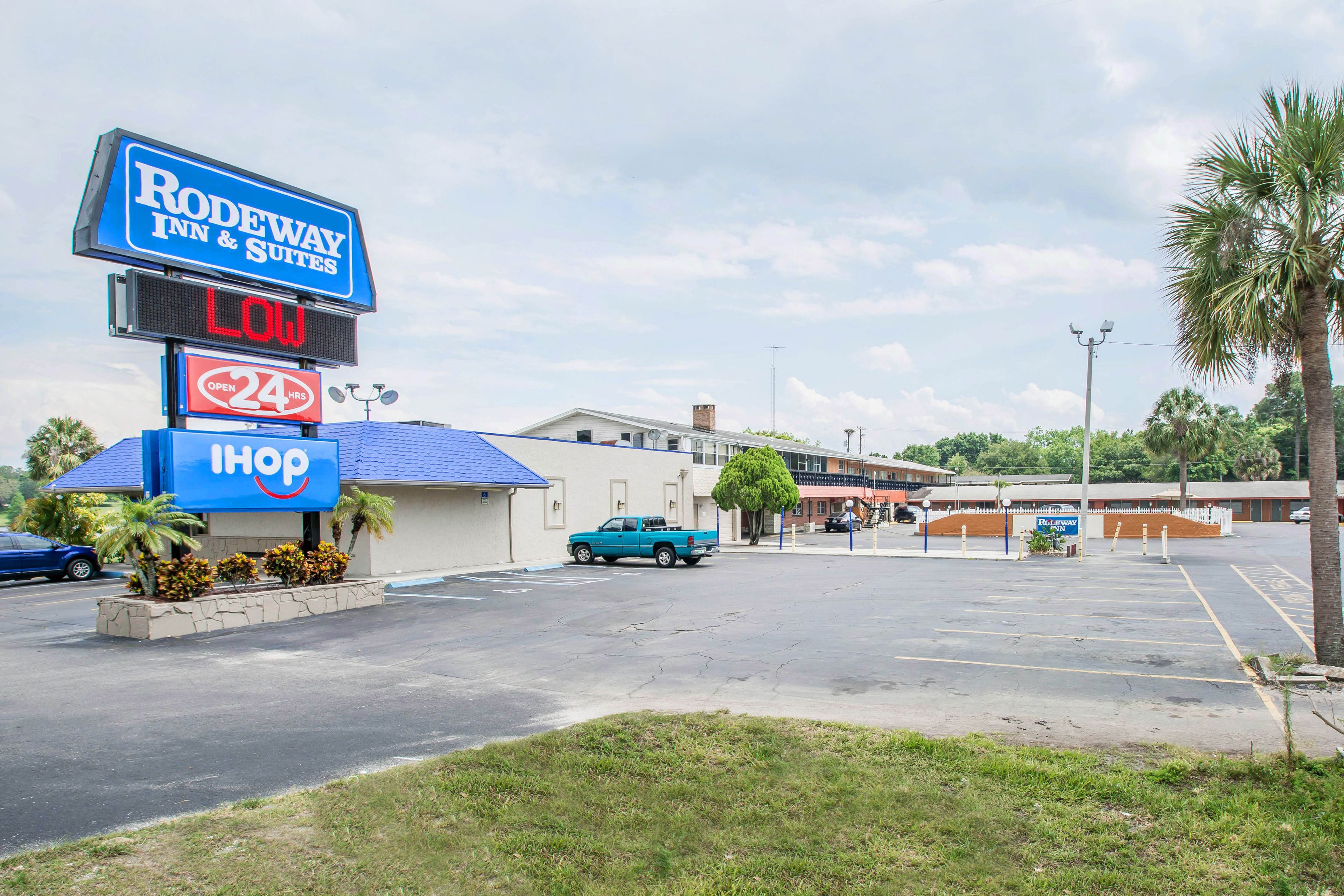 Foto - Rodeway Inn & Suites Winter Haven Chain of Lakes