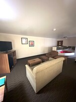 Suite, 1 King Bed, Non Smoking (Top Floor) | Television