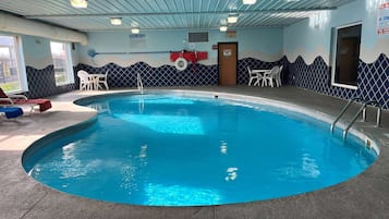 Indendørs pool