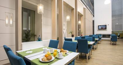Atrium Fashion Hotel