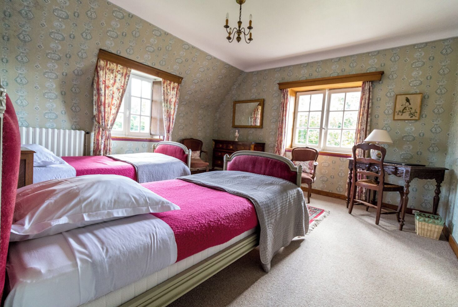 superior double or twin room | individually decorated, individually furnished, desk, laptop workspace