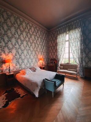 Standard Double Room, 1 Double Bed, Non Smoking, Courtyard View - Chateau De Villersexel Chateaux Et Hotels Collection (Villersexel)