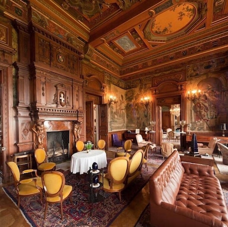 Banquet hall. Chateau De Villersexel Chateaux Et Hotels Collection
