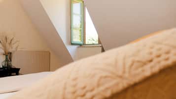 Chambre Côté Vignes | 1 chambre, minibar, coffres-forts dans les chambres