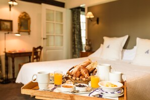 Double Room (Prestige) | 1 bedroom, premium bedding, in-room safe, individually decorated - Hôtel Arraya (Sare)