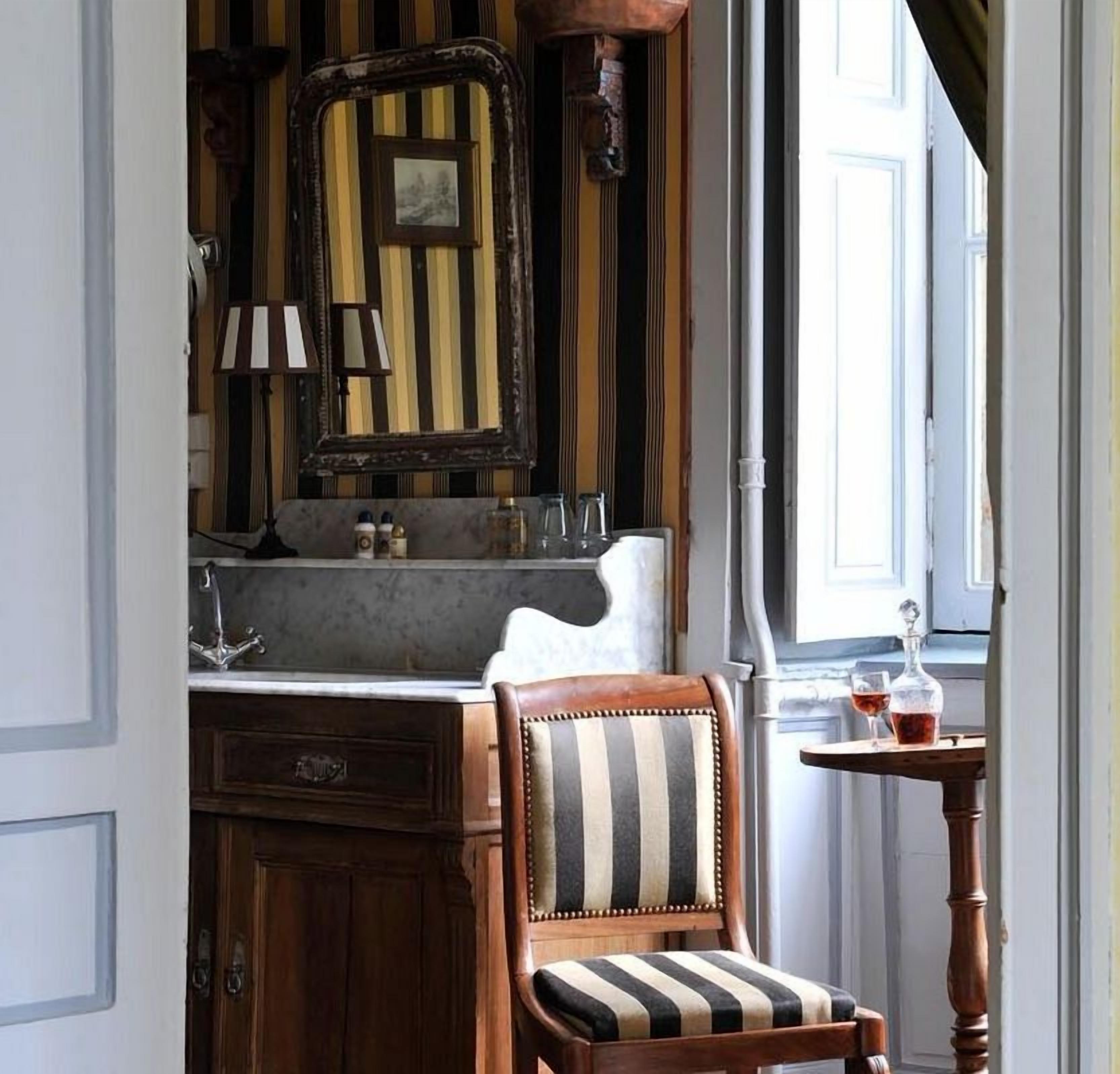 luxury suite (madame) | room amenity