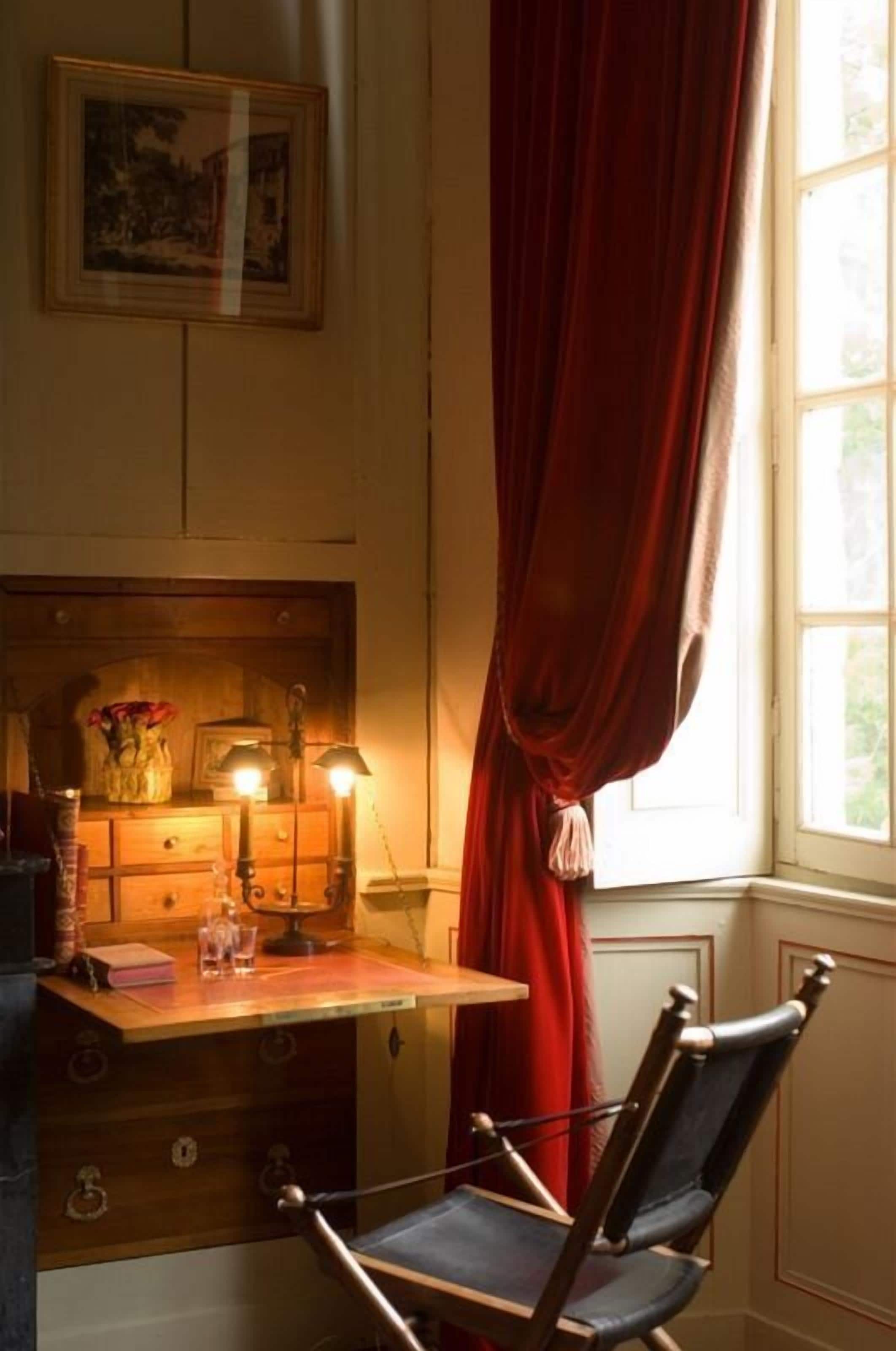 classic double room (maréchal) | room amenity