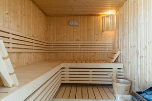 Sauna, hot tub - Château du Landel, (Bezancourt)