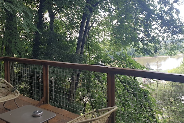 Tree House, River View (La Cabane) | Terrace/patio