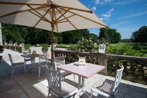 Façana frontal de l'allotjament