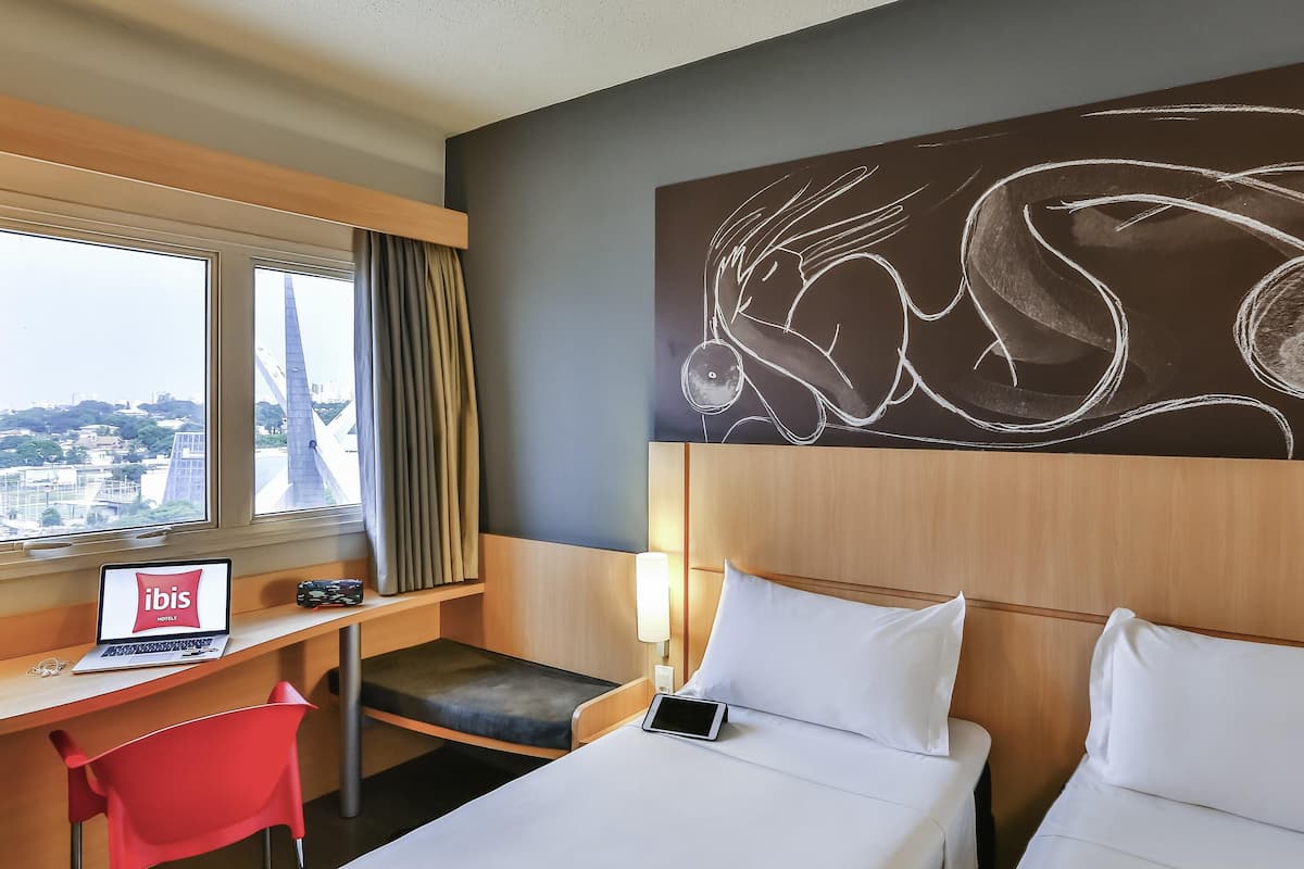 1 bedroom, minibar, blackout curtains, soundproofing