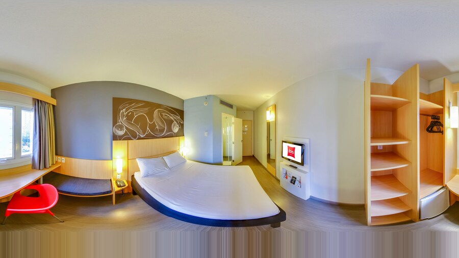 Ibis Goiania