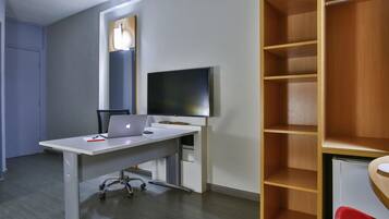 1 camera, minibar, tende oscuranti, insonorizzazione