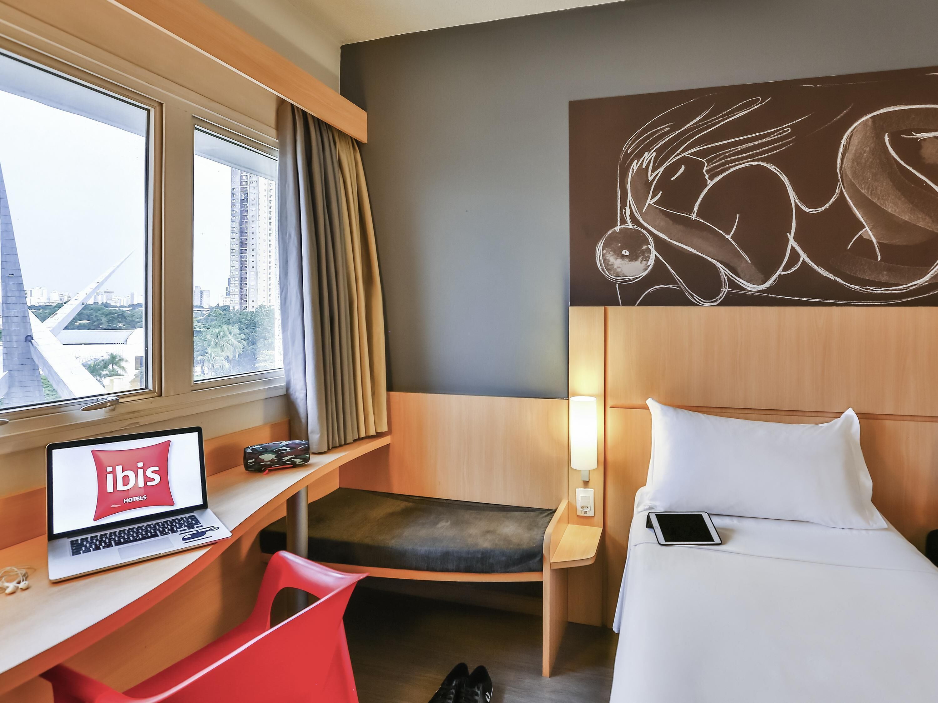 1 Schlafzimmer, Minibar, Verdunkelungsvorhänge, schallisolierte Zimmer