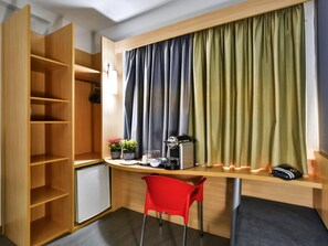 Superior Apartment, 1 Queen Bed | 1 bedroom, minibar, blackout drapes, soundproofing - Ibis Goiania (Goiania)