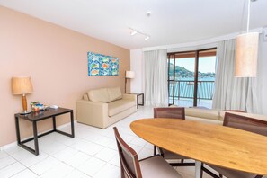 Suite, Ocean View | Living area