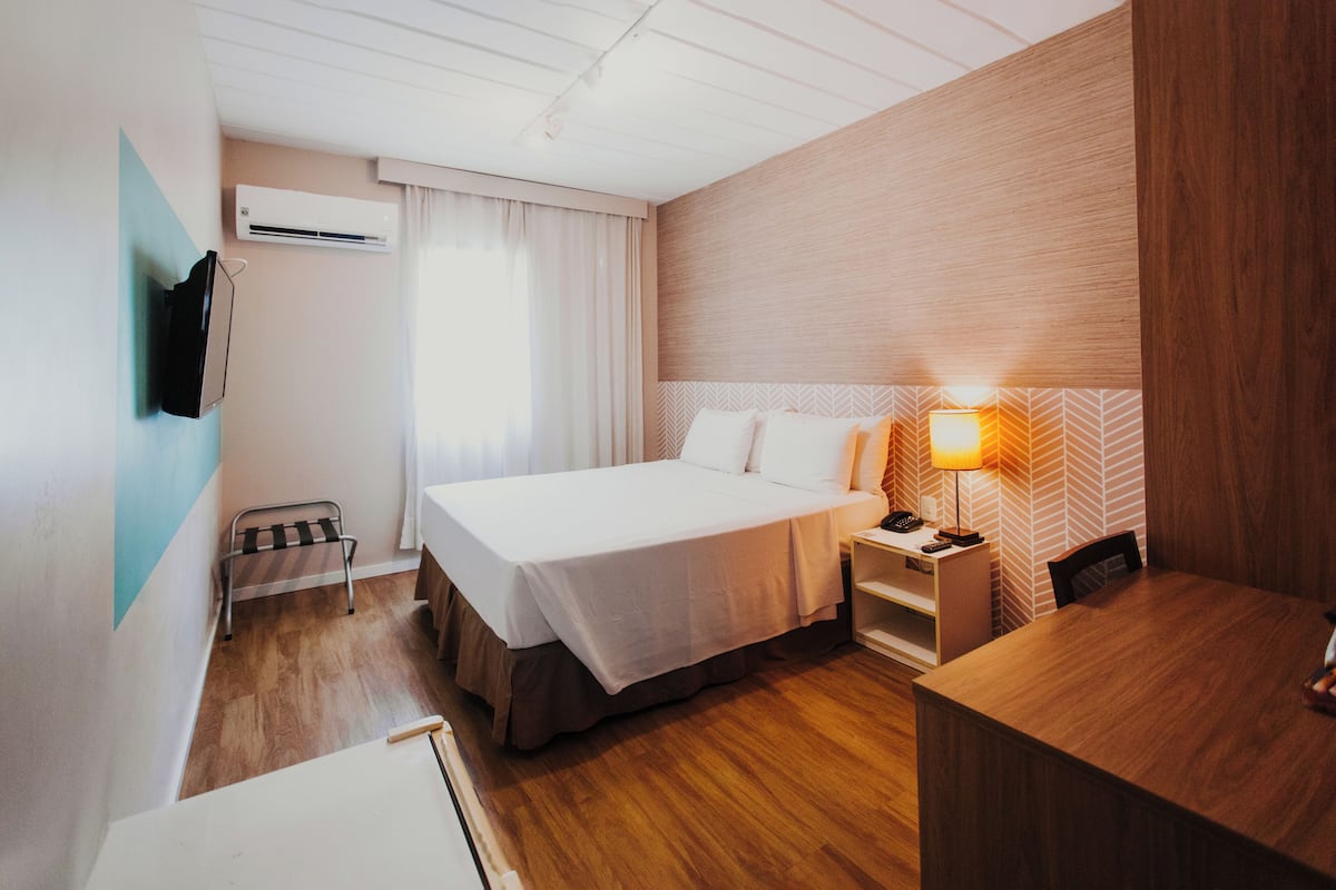 Standard Double Room | Minibar, in-room safe, desk, WiFi (free)