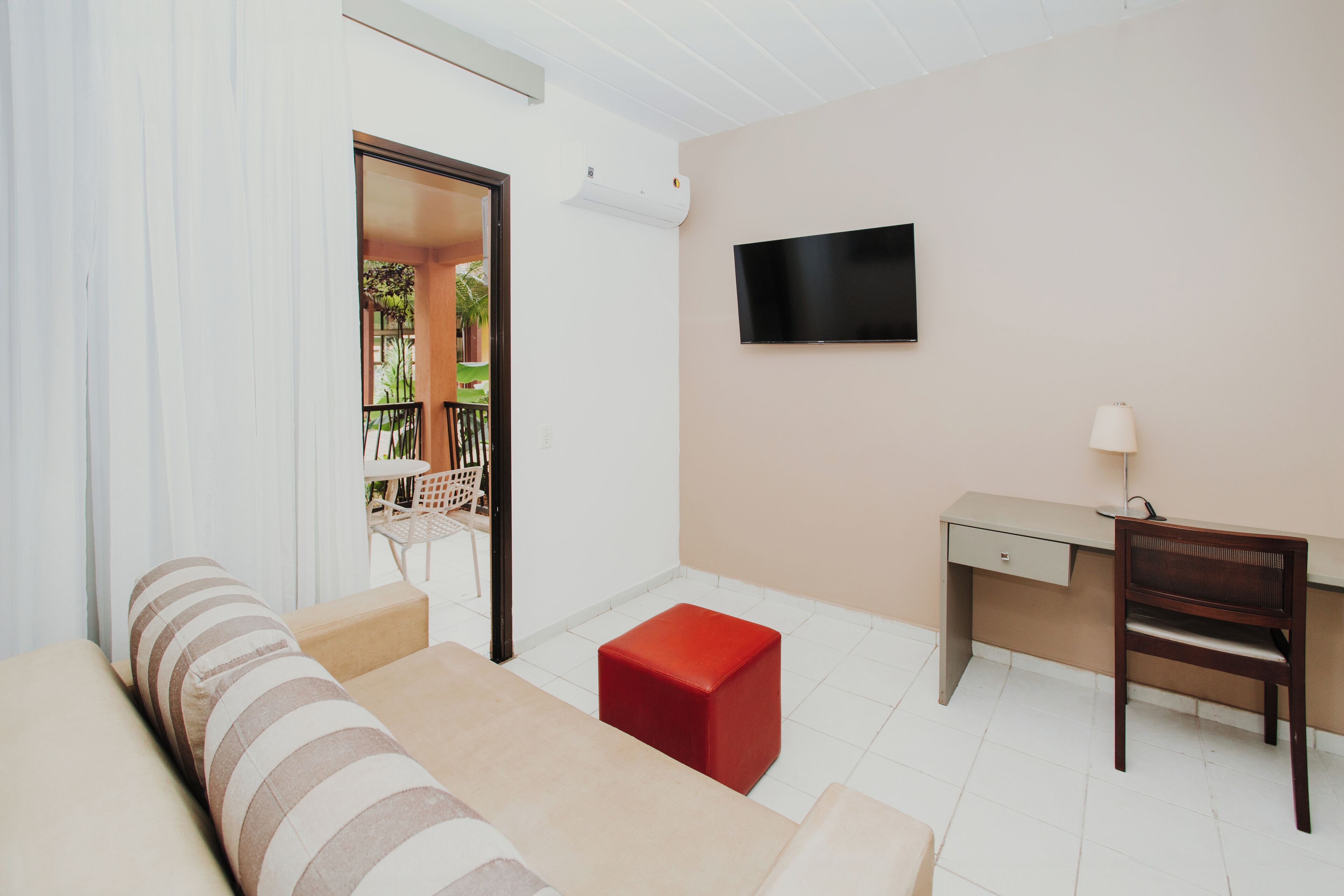 superior suite, multiple beds | 1 bedroom, minibar, in-room safe, desk