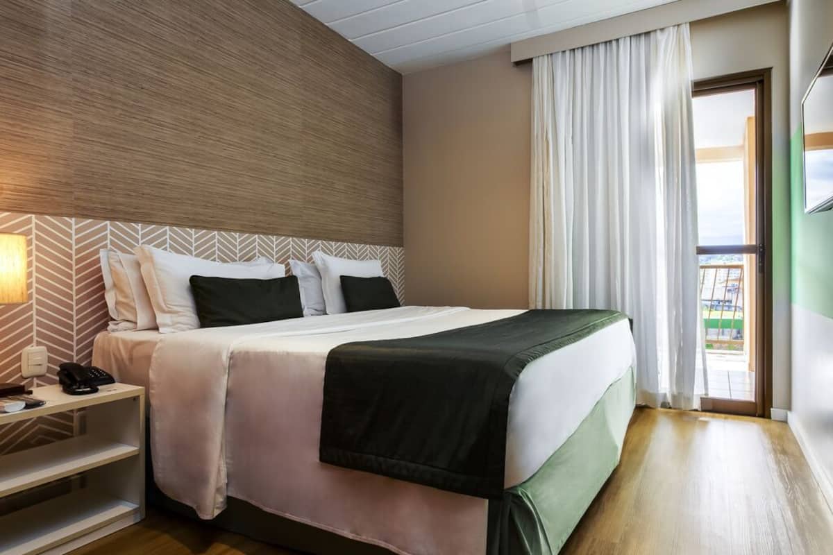 junior suite | 1 bedroom, minibar, in-room safe, desk