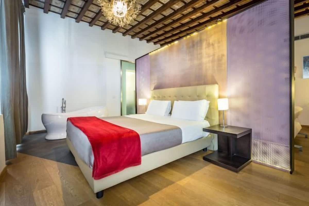1 bedroom, down comforters, memory foam beds, minibar