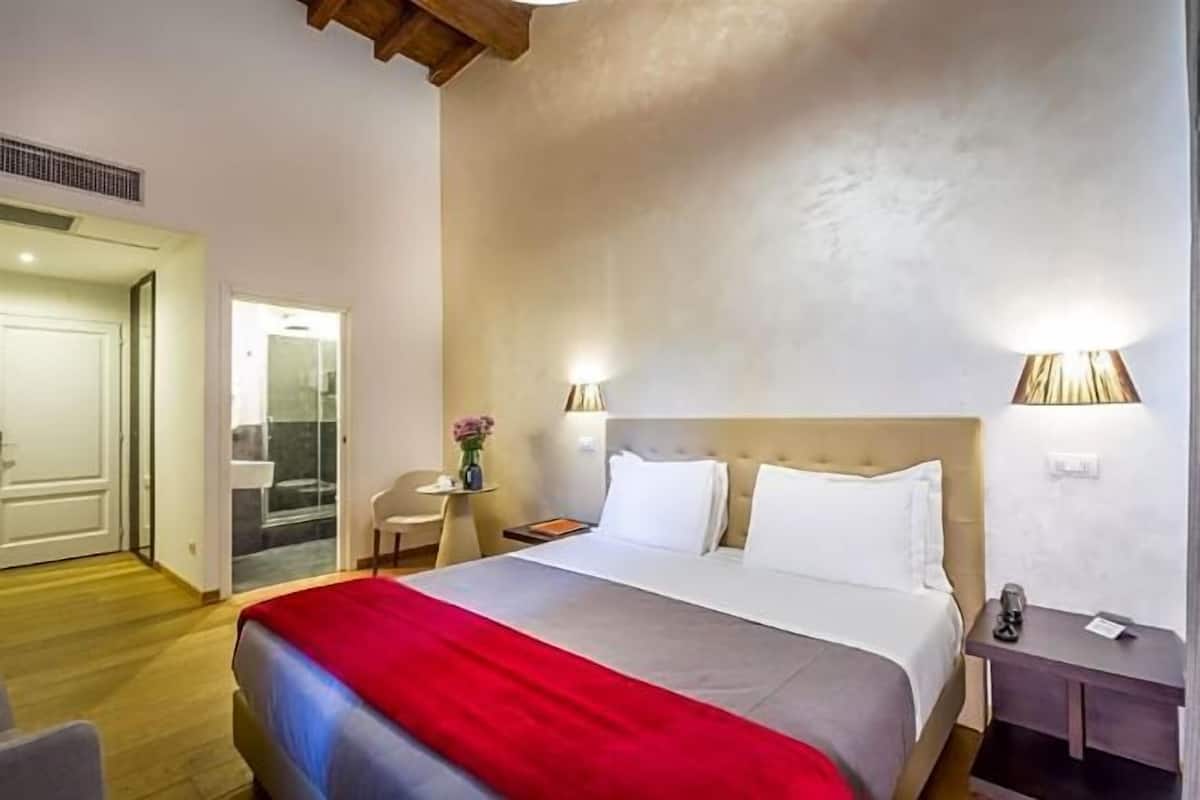1 bedroom, down comforters, memory foam beds, minibar