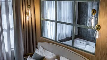 Svit Executive (Jacuzzi) | 1 sovrum, duntäcken, memory foam-madrasser och minibar