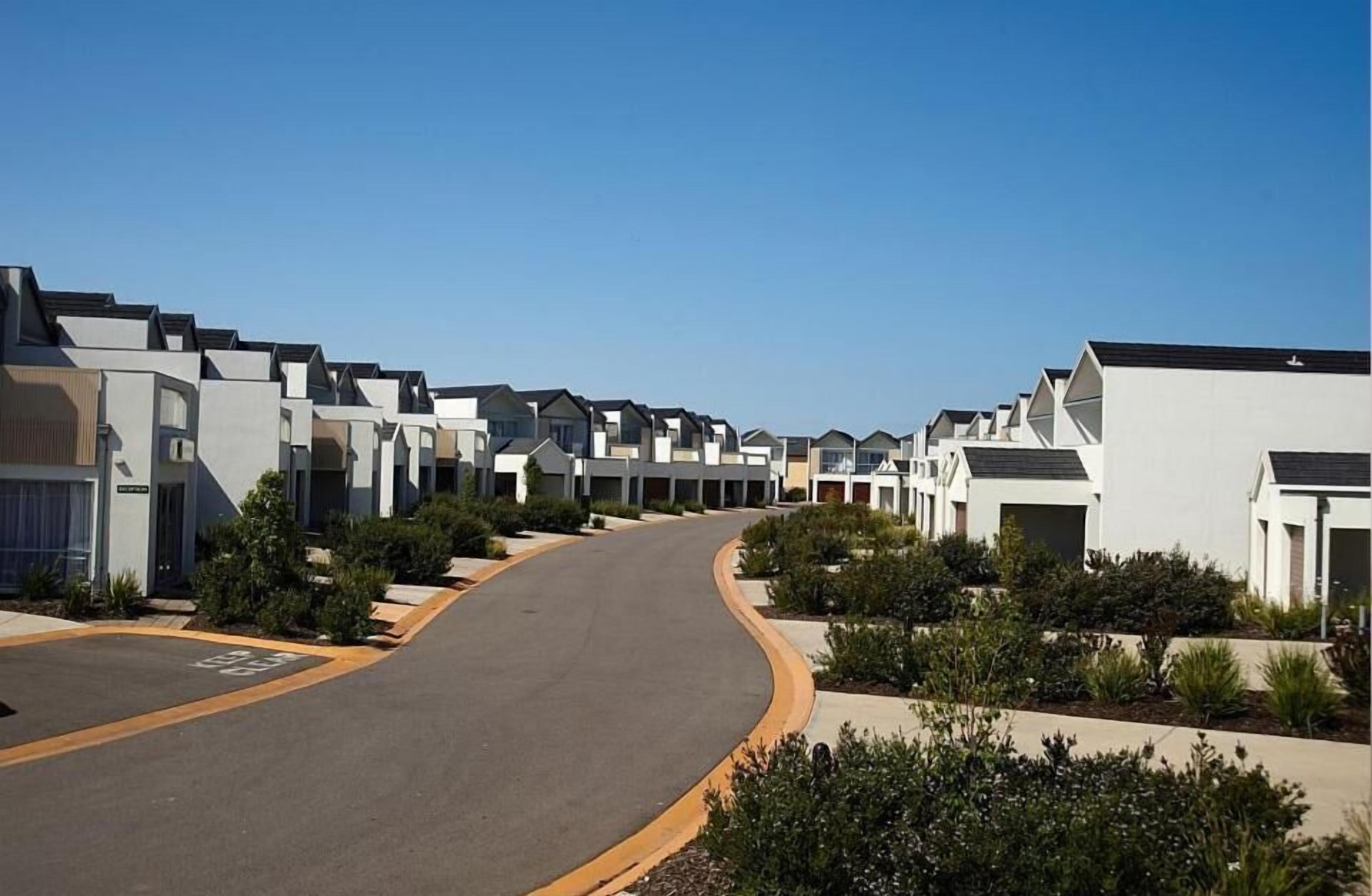 Quest Sanctuary Lakes — image 23