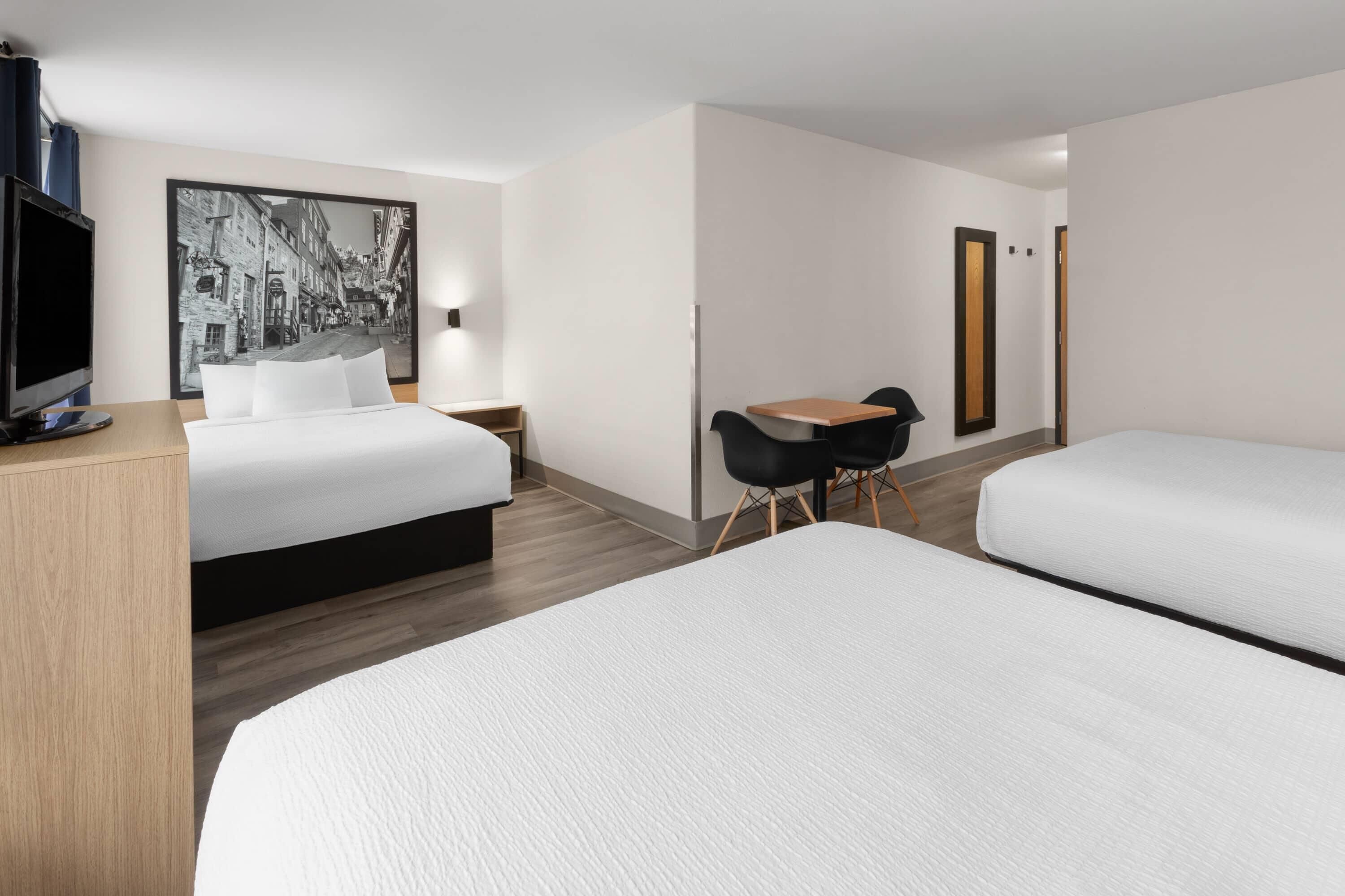 Zimmer, Nichtraucher (3 Queen beds)