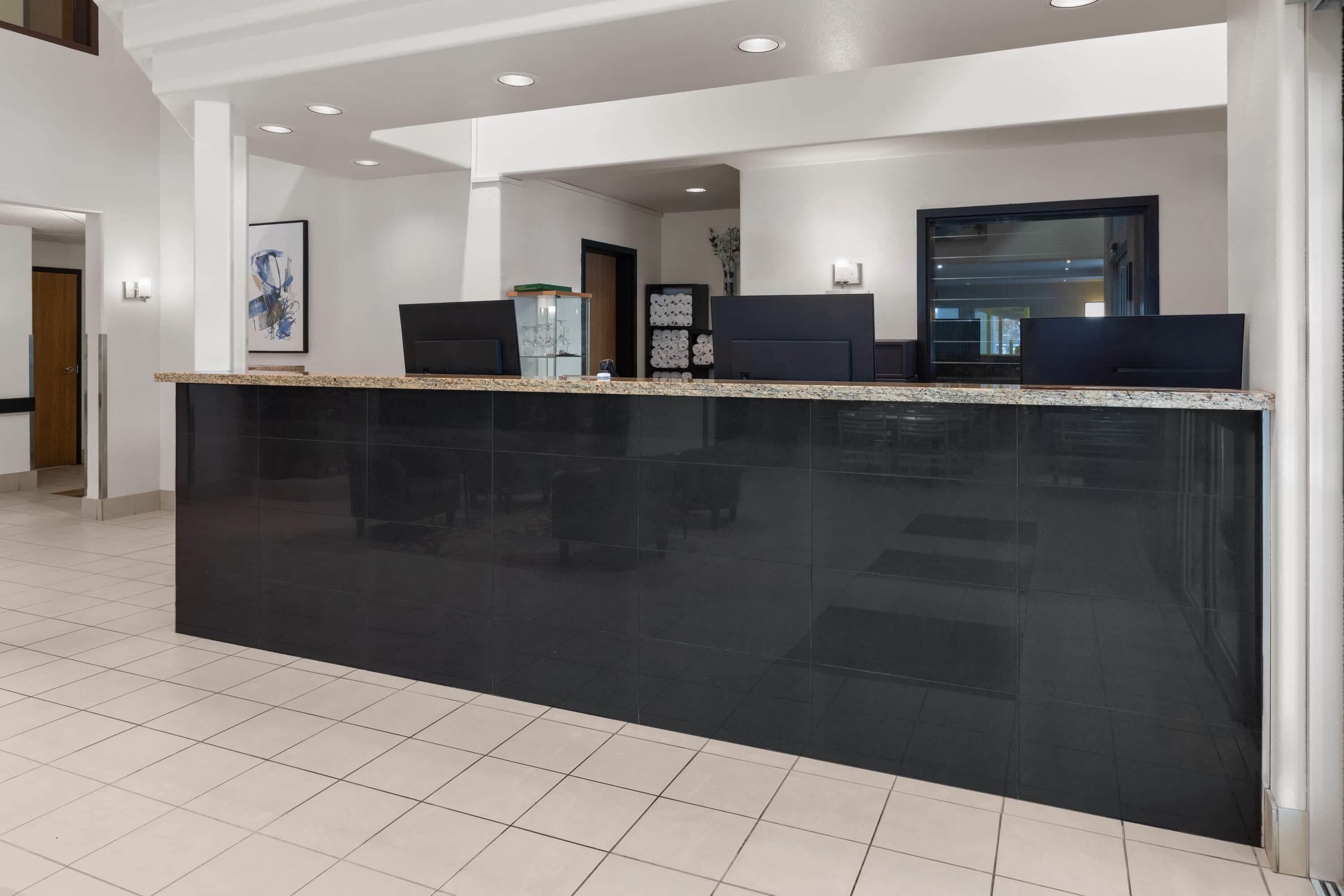 Photo - Super 8 by Wyndham Quebec City