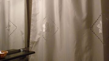Triple Room, 3 Single Beds | Bathroom | Free toiletries, hair dryer, bidet, towels
