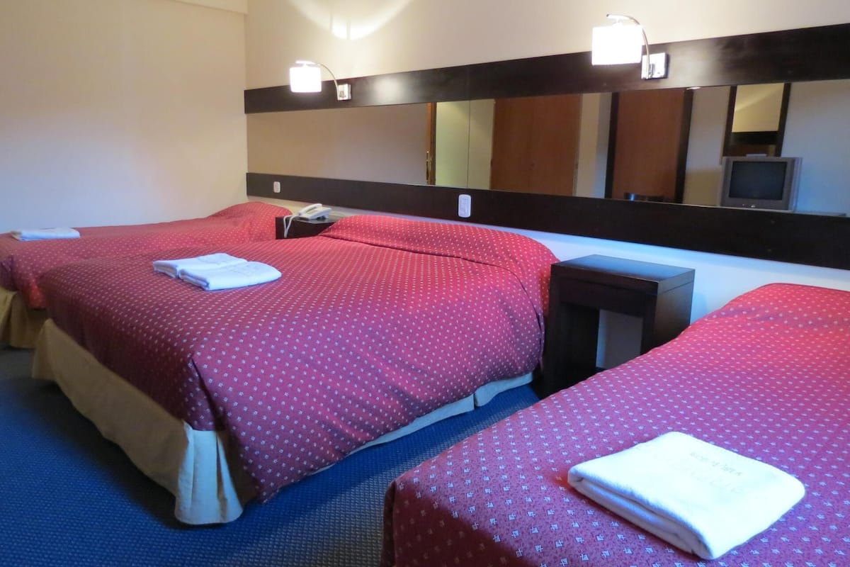 Hypo-allergenic bedding, in-room safe, individually decorated