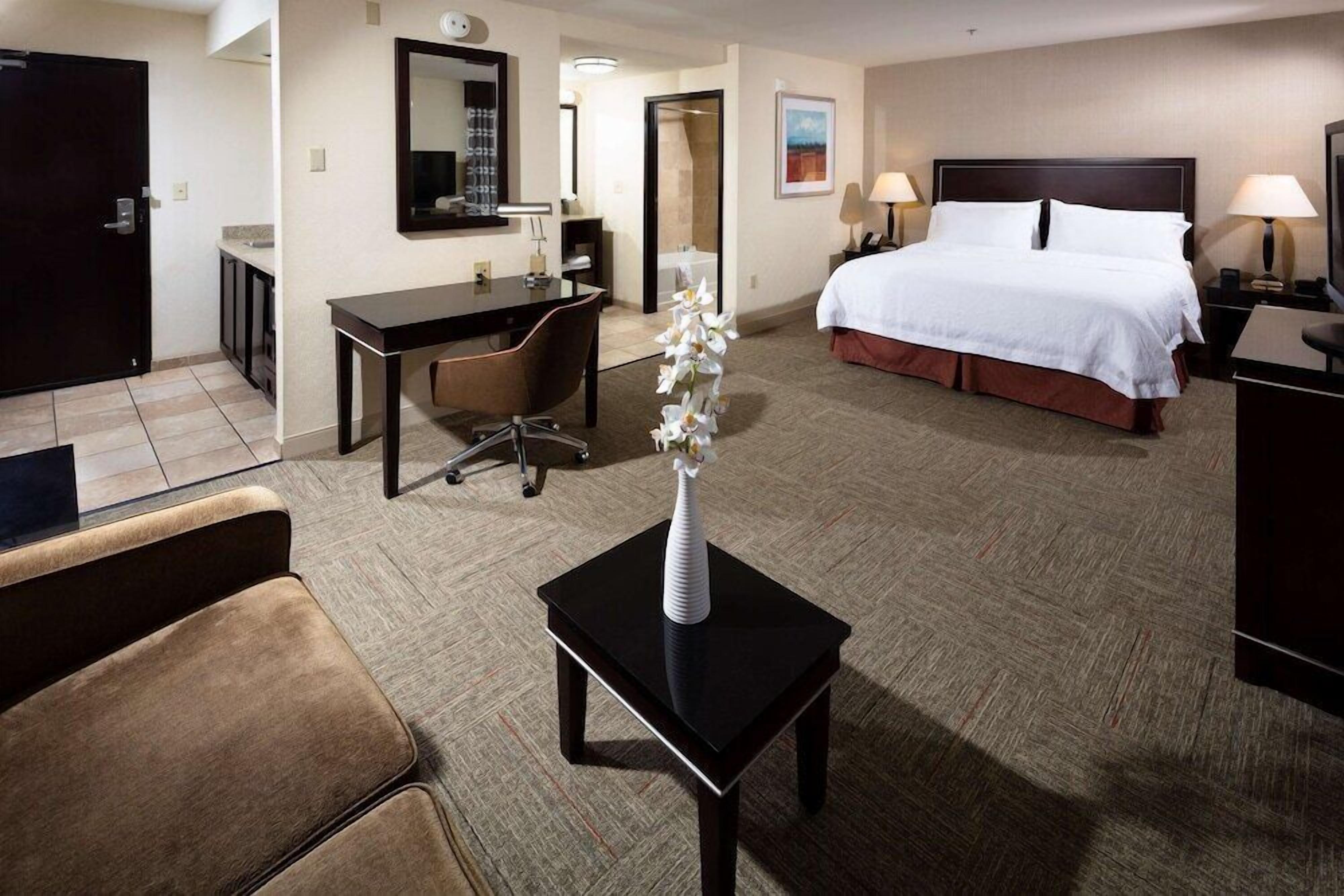 Premium bedding, pillowtop beds, desk, laptop workspace