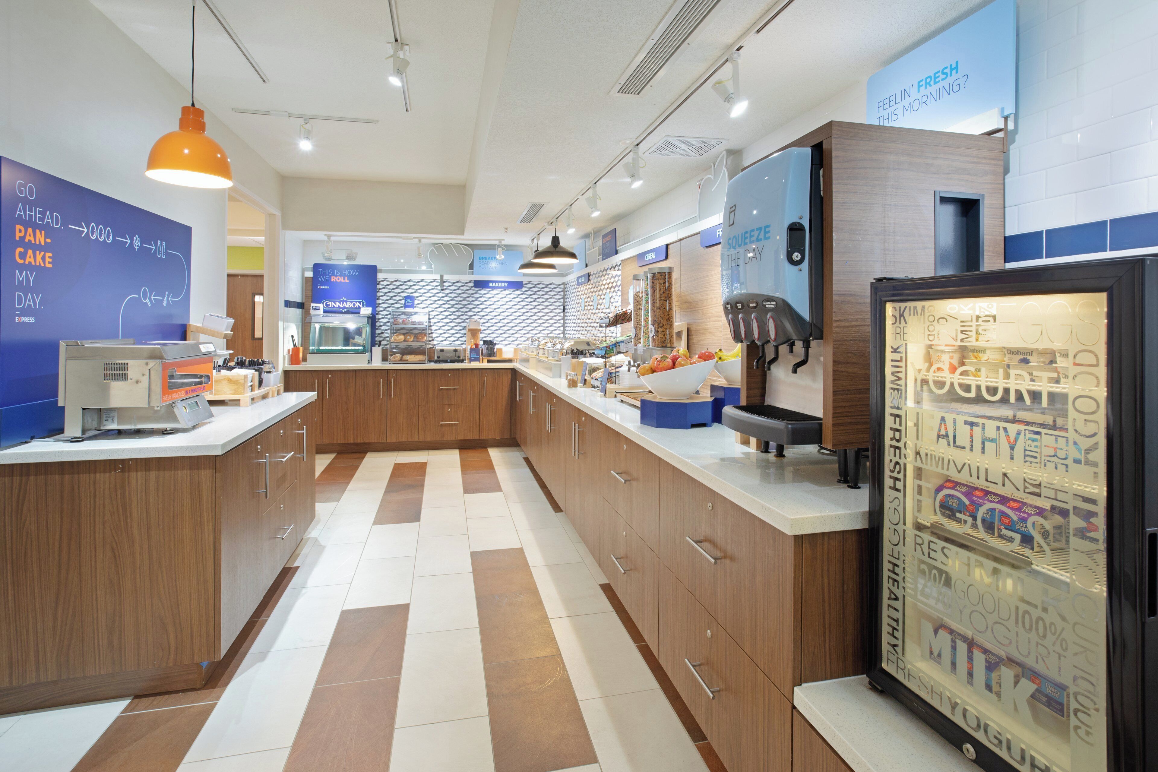 Free daily buffet breakfast