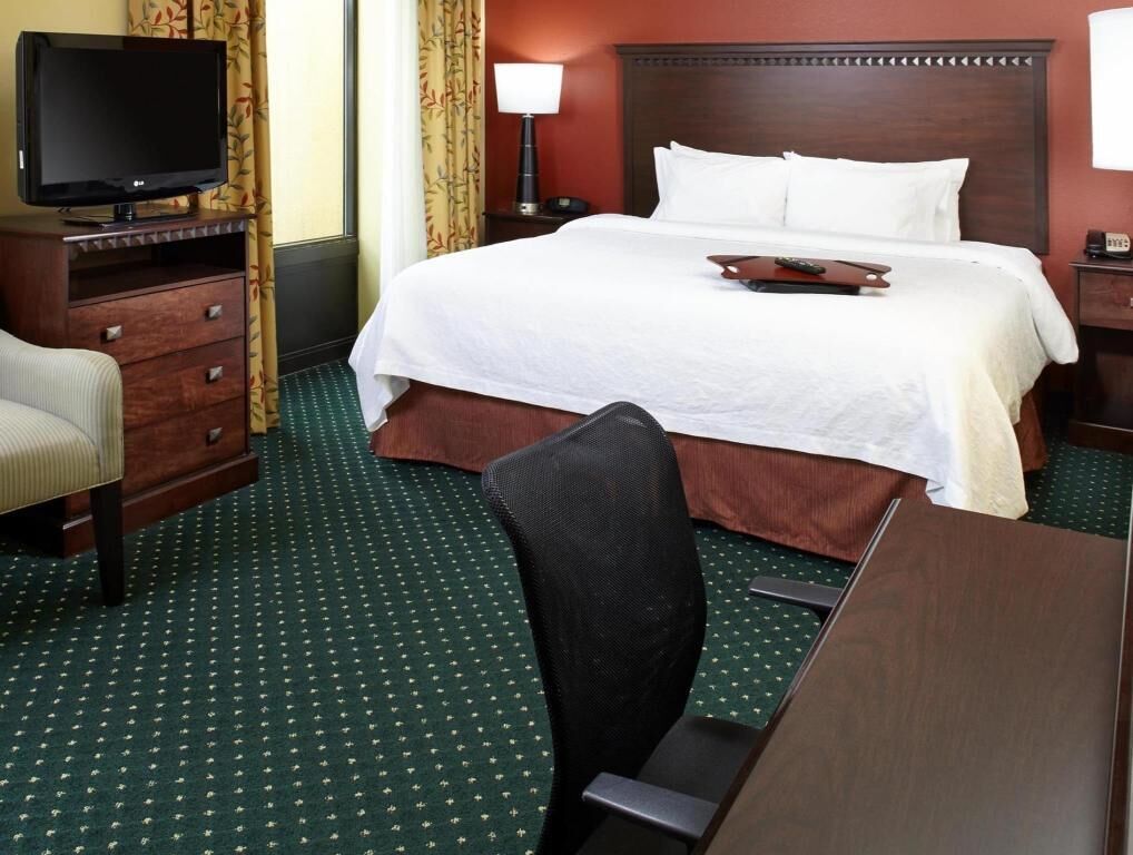 In-room safe, individually furnished, desk, laptop workspace