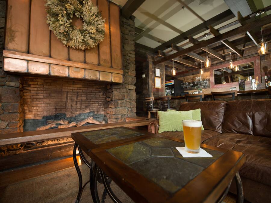 Bar (en el alojamiento)