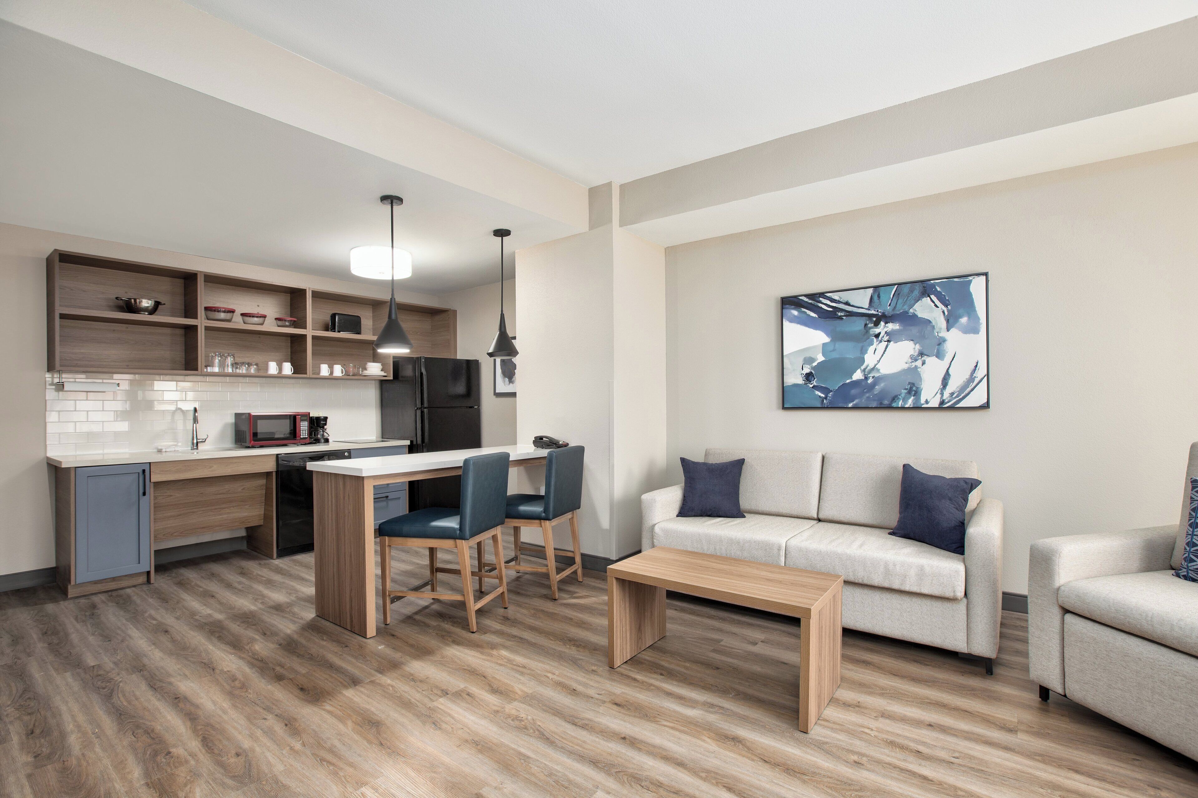 In-room safe, desk, laptop workspace, iron/ironing board