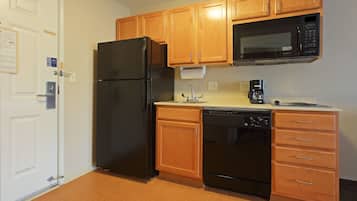 1 bedroom, in-room safe, desk, laptop workspace