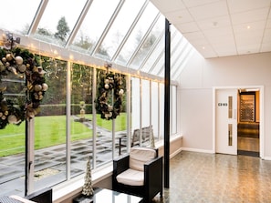 Property grounds - Barony Castle Hotel (Peebles)