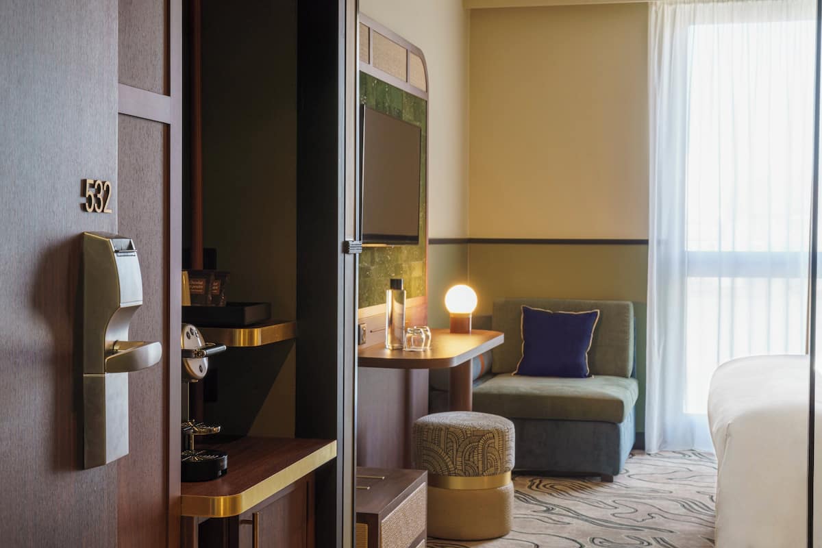 Room amenity