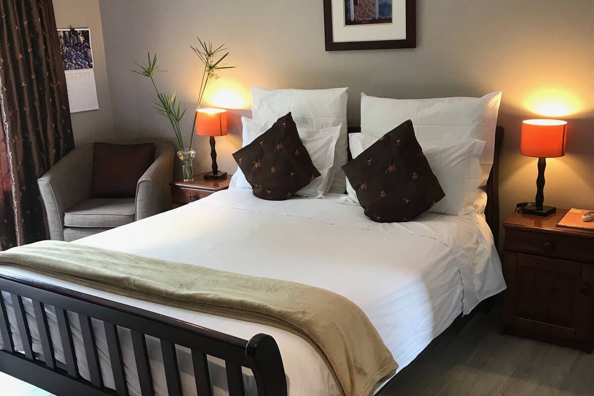 Select Comfort beds, in-room safe, individually decorated