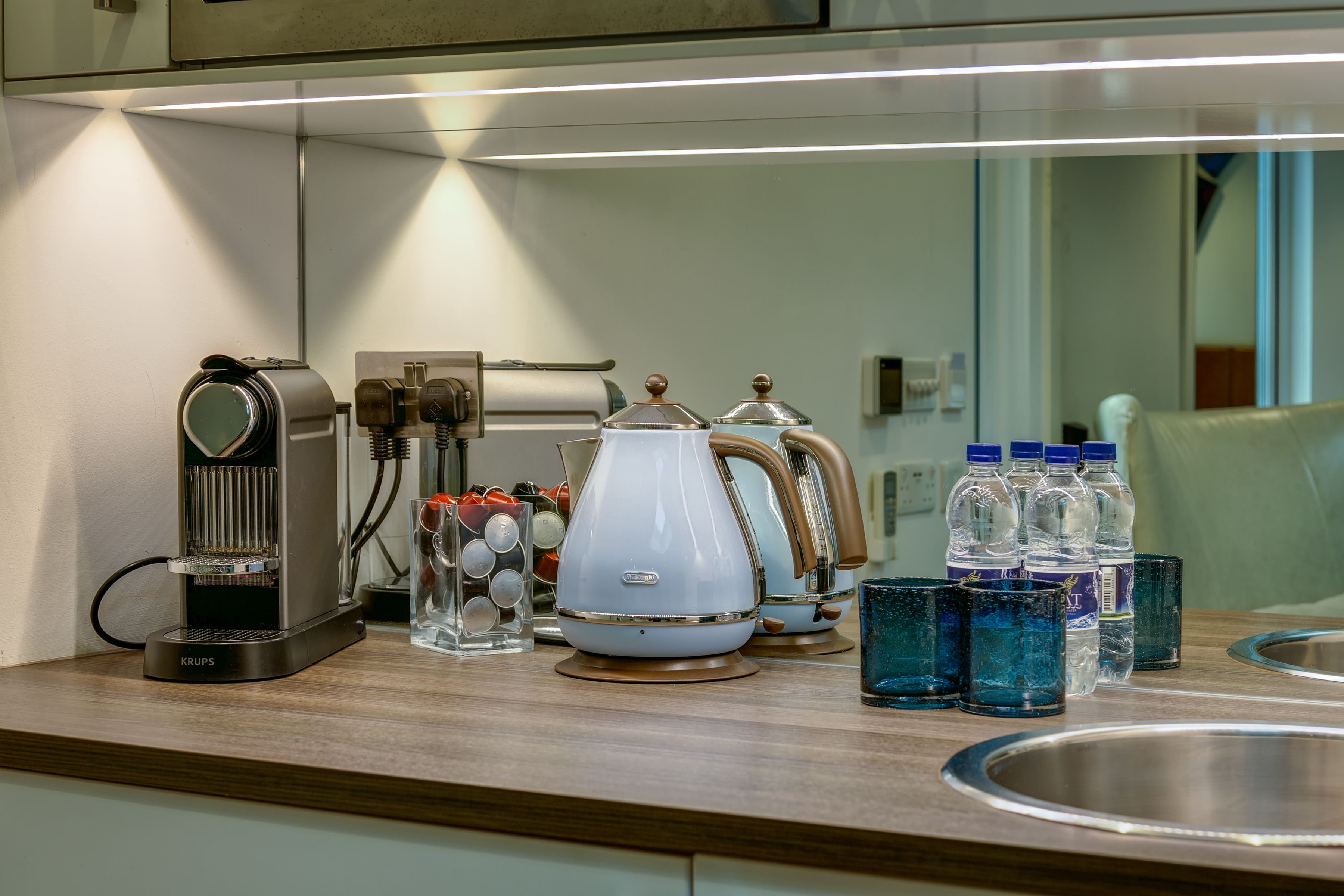 suite, 1 bedroom | 1 bedroom, soundproofing, iron/ironing board, free wifi