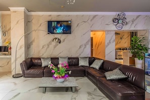 Unclassified image, 5 of 15, button - Hotel Bolzano (Milan)