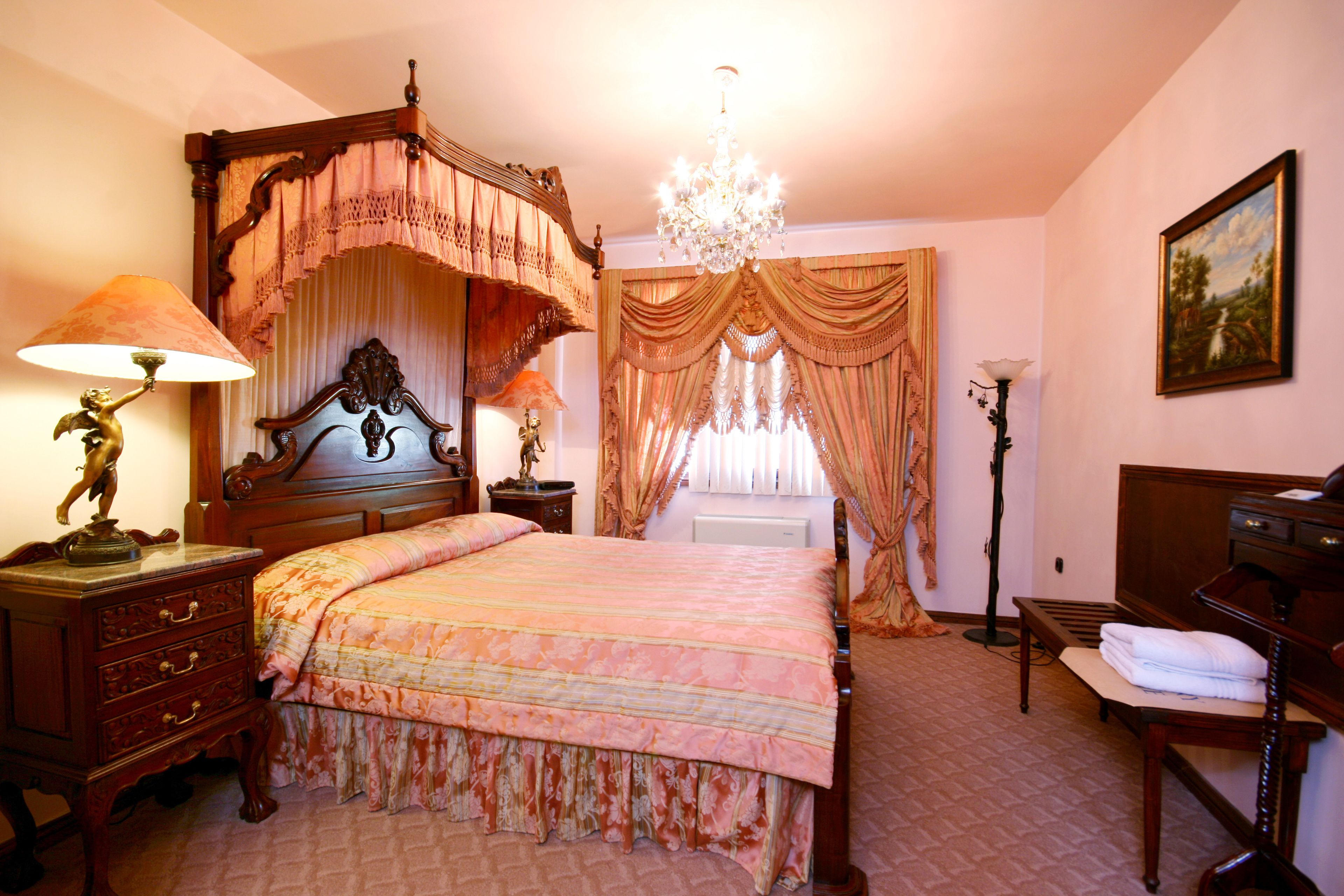executive apartment, 2 queen beds | minibar, in-room safe, individually decorated, desk