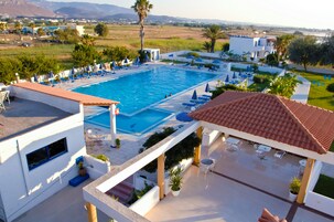 Outdoor pool, pool umbrellas