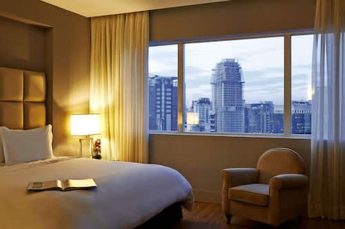 Minibar, in-room safe, desk, blackout curtains