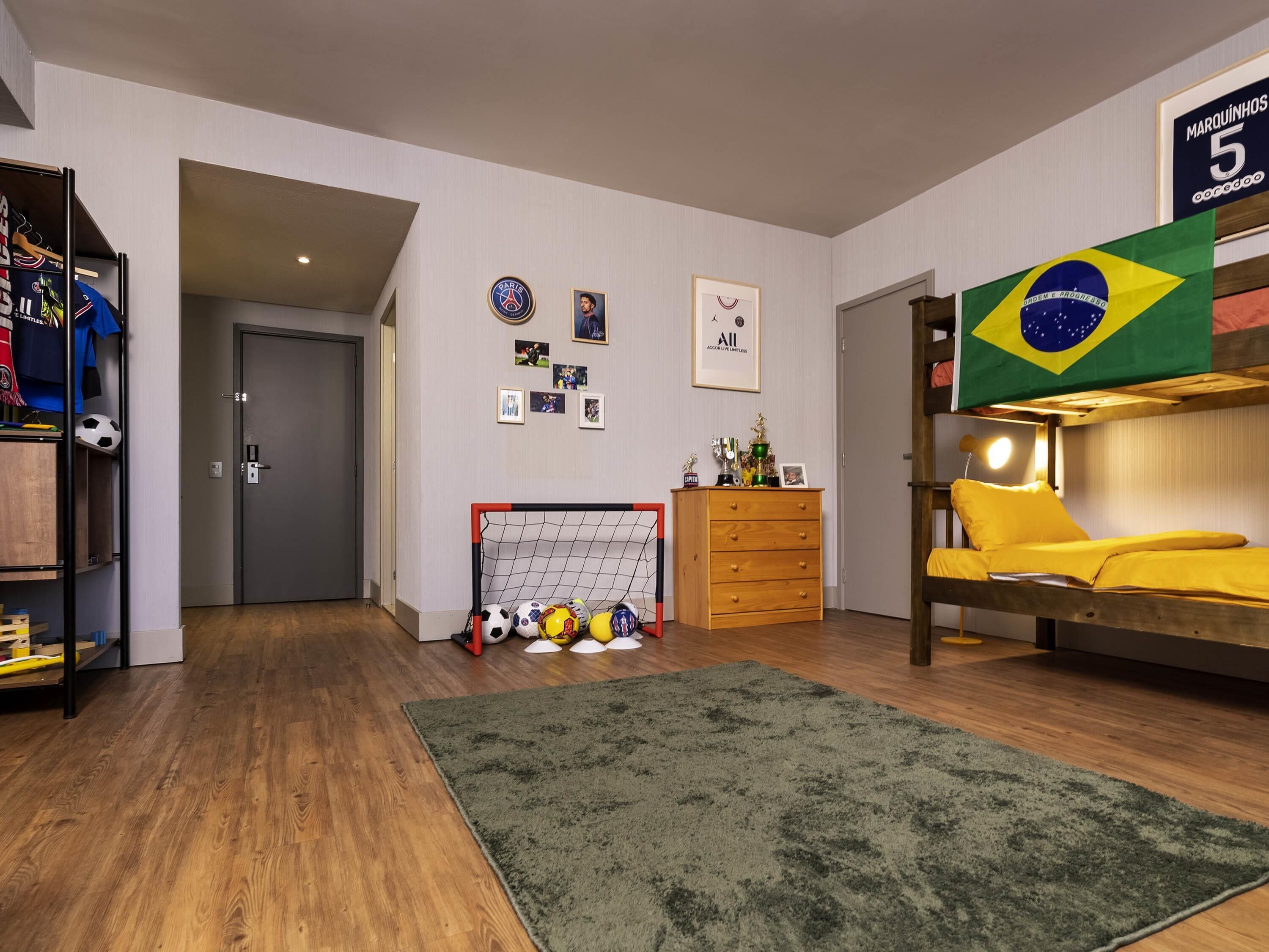 minibar, in-room safe, desk, blackout curtains