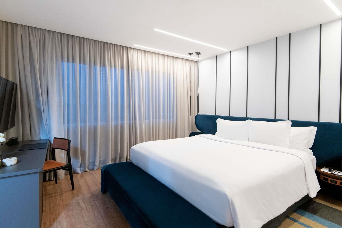Familien-Suite, 1 King-Bett, Badewanne