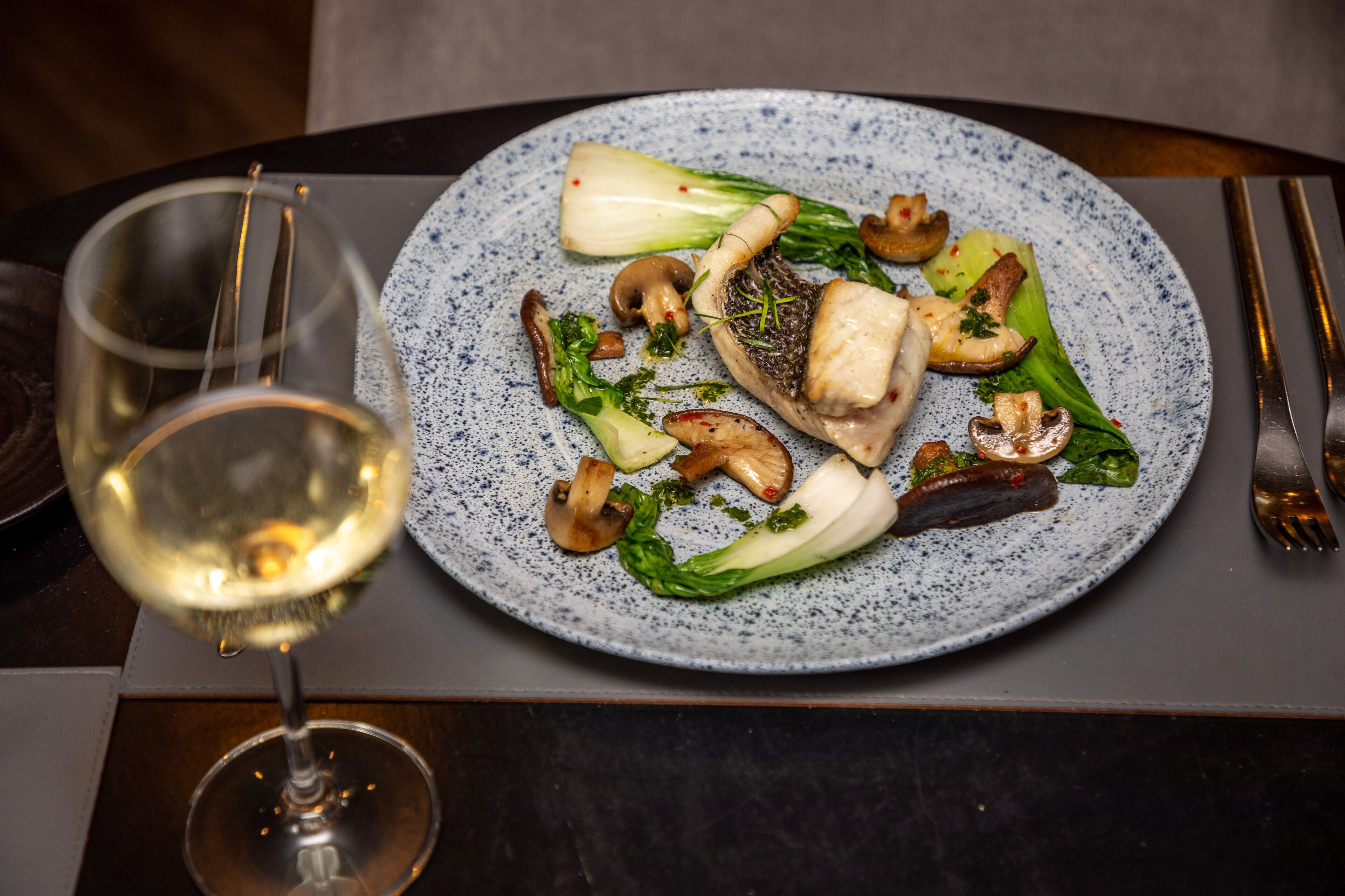 breakfast, lunch and dinner served